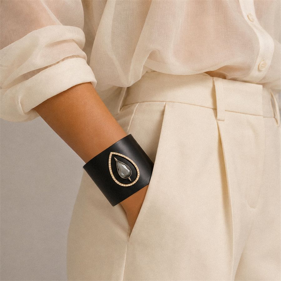 Bracelet in ebony and yellow gold with diamonds Totem | BR EBGOCCIA PV BRILL